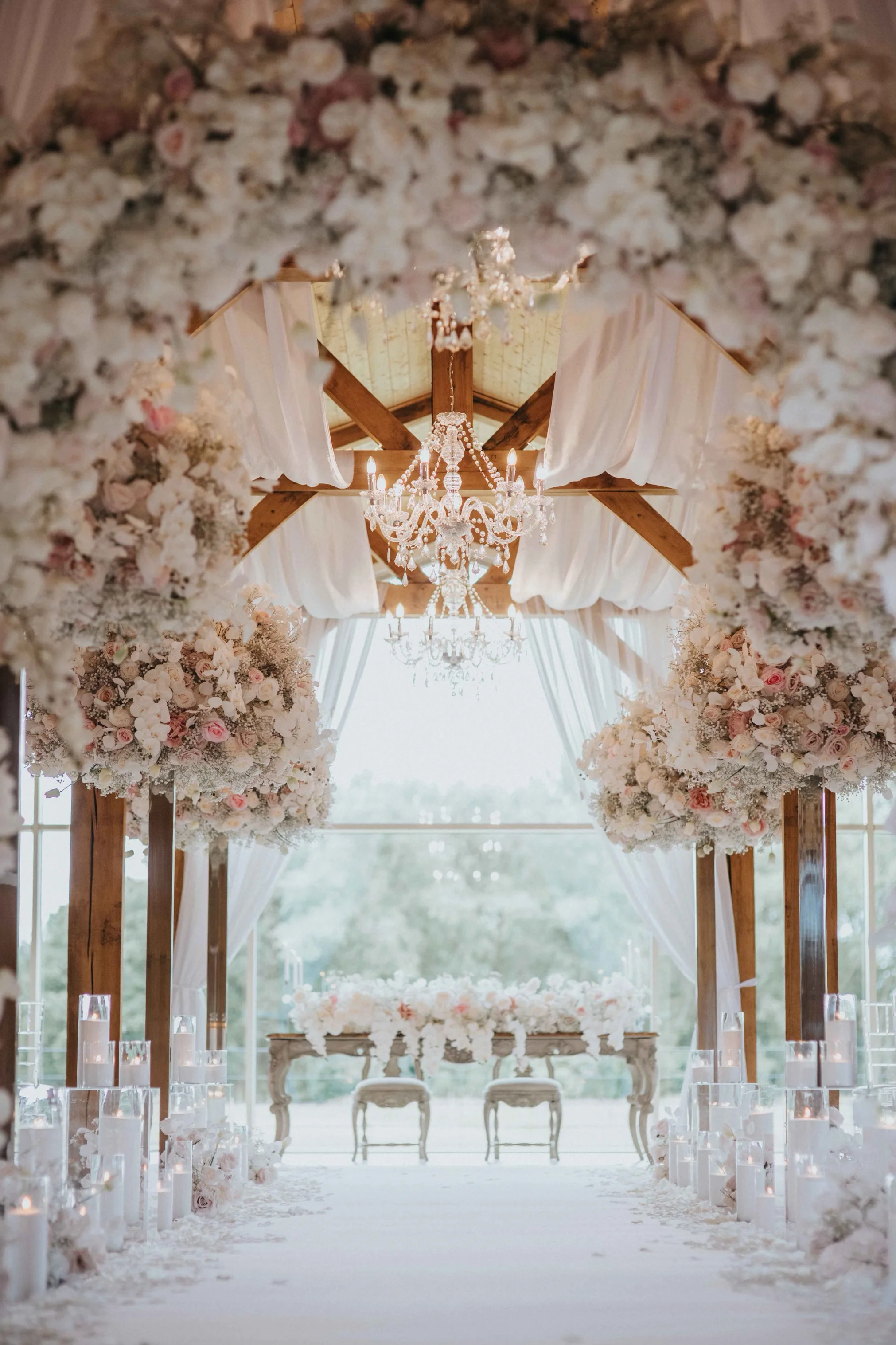 White and nude flower arrangement